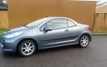 Peugeot 207 cc Saint-Bonnet-de-Mure