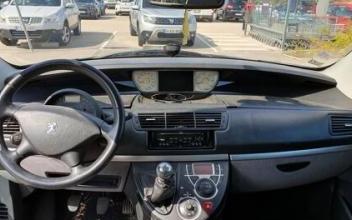 Peugeot 807 Sampans