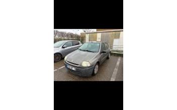 Renault clio Nîmes