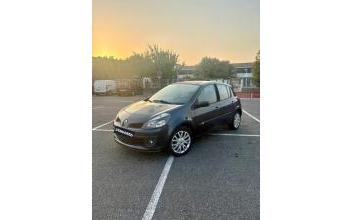 Renault clio iii Arles