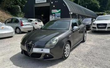 Alfa-romeo giulietta Sathonay-Camp
