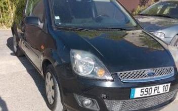 Ford fiesta Veneux-les-Sablons