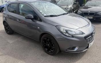 Opel corsa La-Courneuve