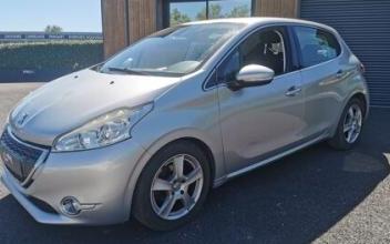 Peugeot 208 Villefranche-de-Rouergue