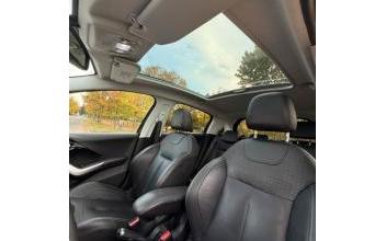 Peugeot 208 Saint-Nom-la-Bretèche