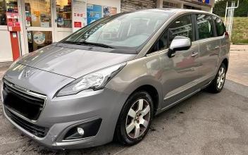 Peugeot 5008 Houilles