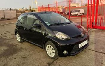 Toyota aygo La-Courneuve
