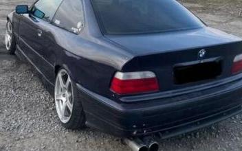 Bmw serie 3 Bordeaux