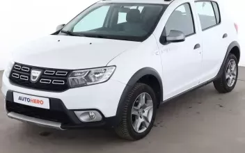 Dacia Sandero Issy-les-Moulineaux