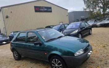Ford fiesta Saint-Valérien