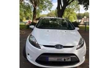 Ford fiesta Louvres
