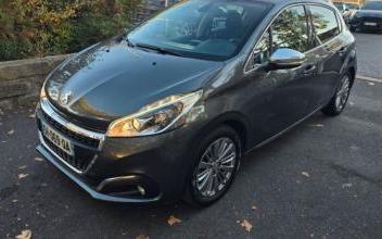 Peugeot 208 Sannois