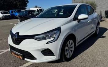 Renault clio v Sainte-Cécile-les-Vignes