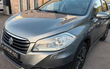 Suzuki SX4 S-Cross Le-Rove