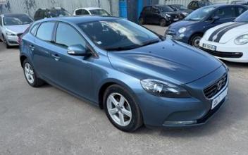 Volvo v40 La-Courneuve