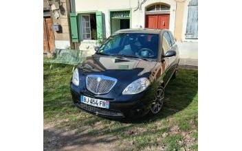 Lancia ypsilon Saurat