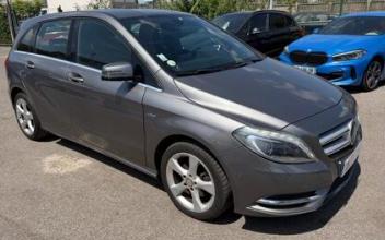 Mercedes classe b La-Courneuve