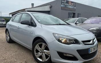 Opel Astra Uckange