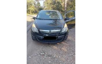 Opel corsa Rougiers