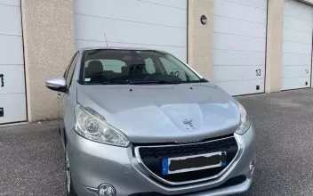 Peugeot 208 Péron