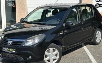 Dacia sandero Vaulx-en-Velin