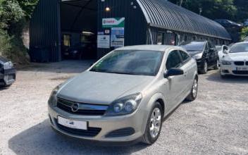 Opel Astra Sathonay-Camp