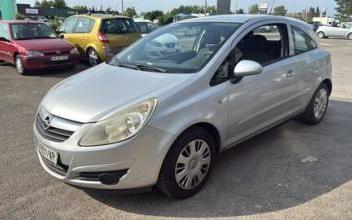 Opel corsa Montigny-le-Bretonneux