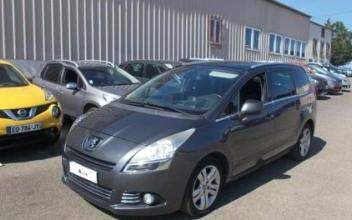 Peugeot 5008 Montchevrel