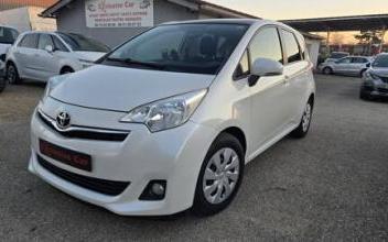 Toyota verso Bourg-en-Bresse