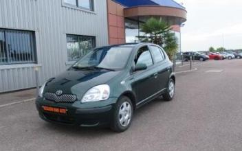 Voiture occasion Toyota yaris Saint-Parres-aux-Tertres