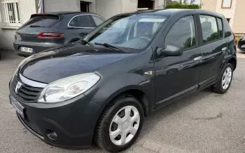 Dacia Sandero Saint-Nabord