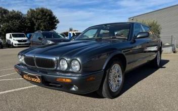 Jaguar xj Sainte-Cécile-les-Vignes