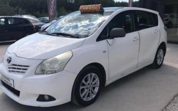 Toyota verso Vézénobres