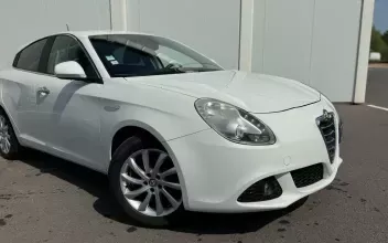 Alfa-romeo Giulietta Norroy-le-Veneur