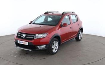 Dacia sandero Issy-les-Moulineaux