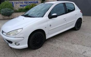 Peugeot 206 Saint-Denis