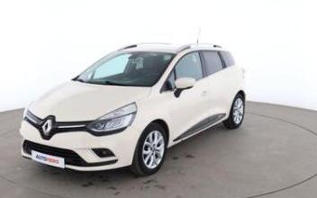 Renault clio Issy-les-Moulineaux