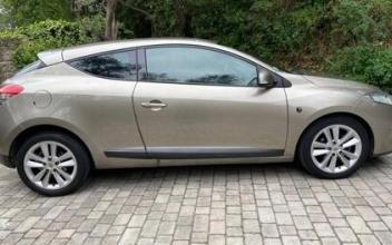 Renault megane iii coupe Saint-Laurent-du-Pont