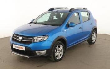 Dacia sandero Issy-les-Moulineaux