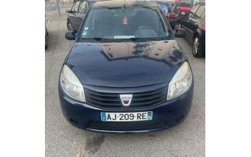 Dacia sandero Vénissieux