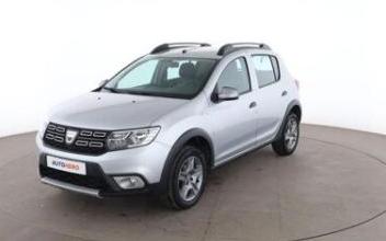 Dacia sandero Issy-les-Moulineaux