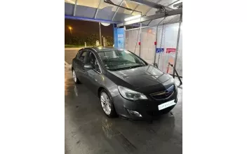 Opel Astra Paris