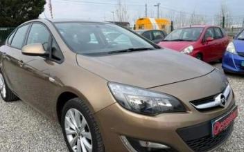 Opel astra Sausheim