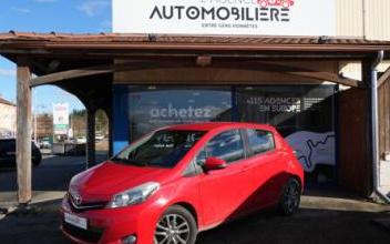 Toyota yaris Saint-Denis-lès-Bourg