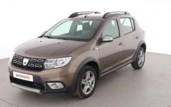 Dacia sandero Issy-les-Moulineaux