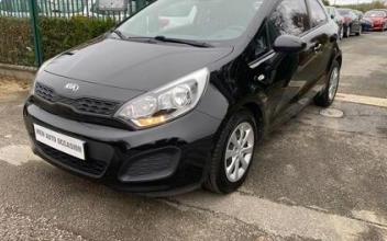Kia rio Les-Essarts-le-Roi