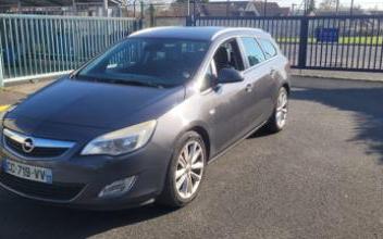 Opel astra Saint-Brice-sous-Forêt