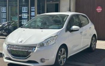 Peugeot 208 Versailles