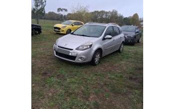 Renault clio iii estate Saint-Martin-d'Oney