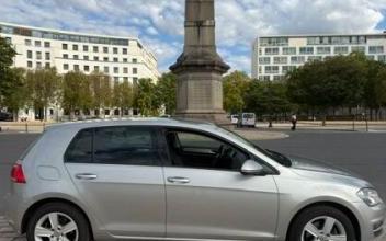 Volkswagen golf Paris